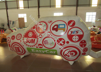 La publicité gonflable debout signe la voiture pour annoncer le mur gonflable commercial de décoration à vendre