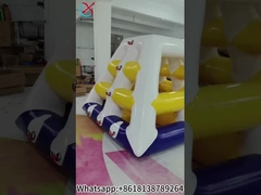 Tours d'escalade gonflables flottantes pour l'eau avec blob et toboggan