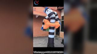 Danseur d'air noir et blanc pour événements