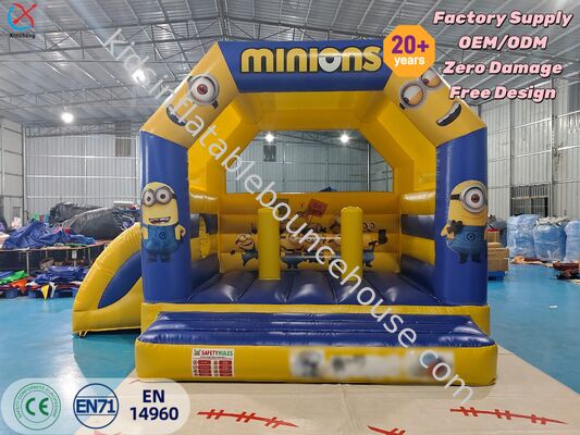 Château gonflable commercial Minions avec toboggan et obstacles, petite taille